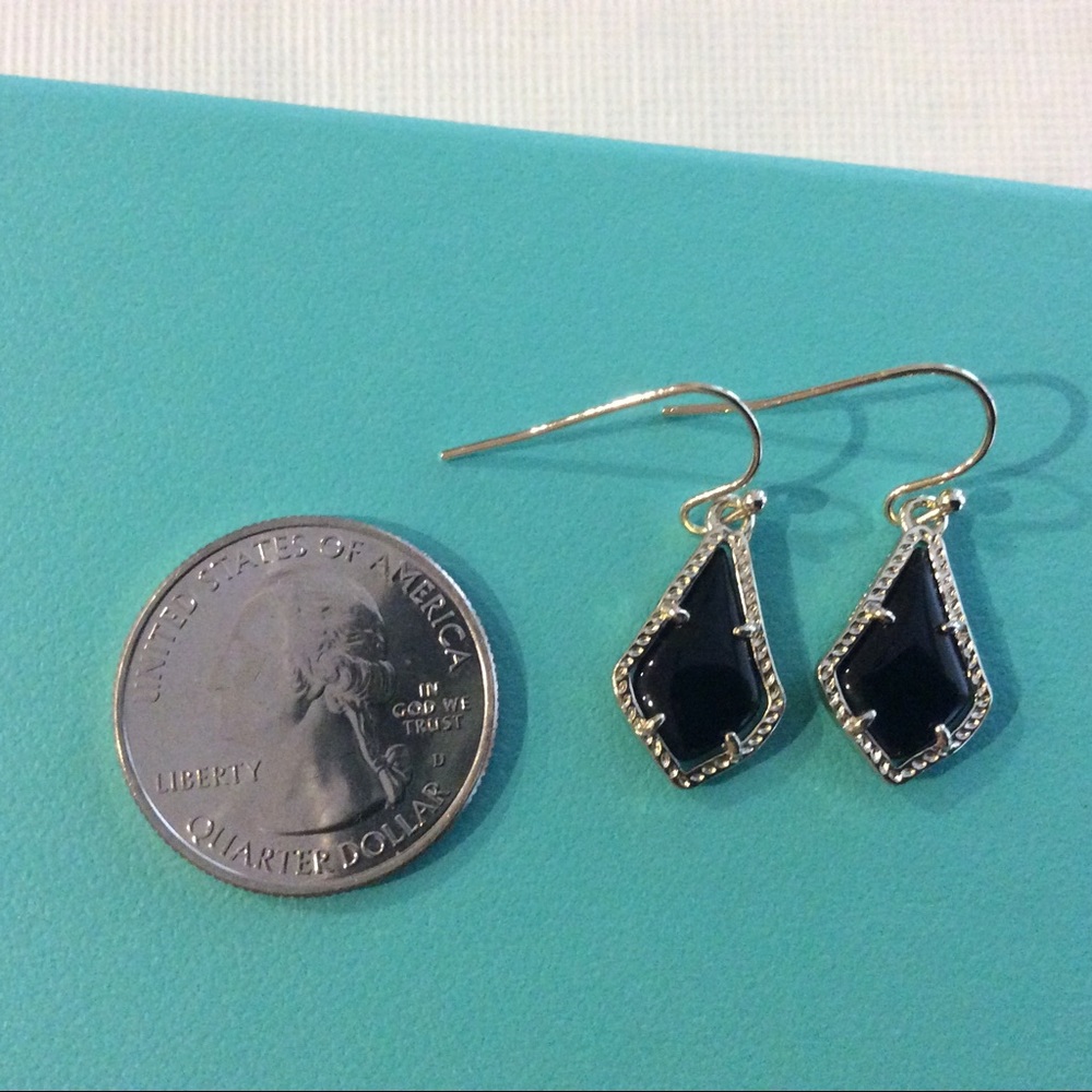 Kendra Scott Lexi earrings